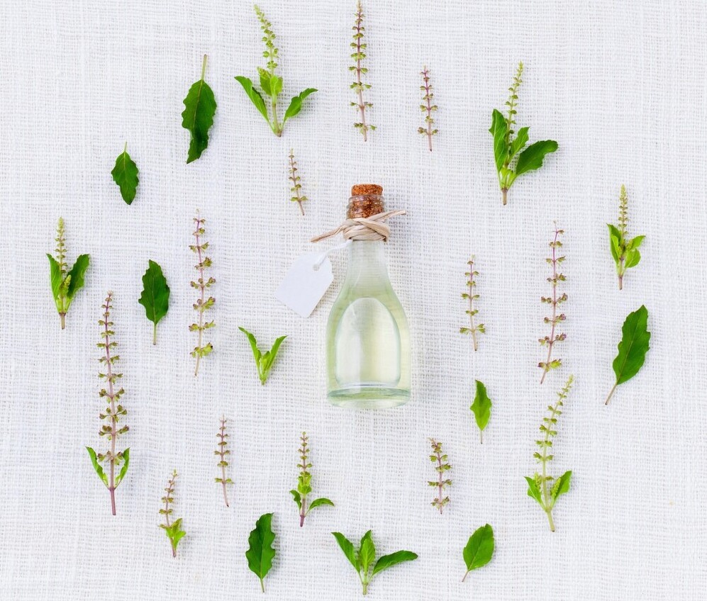 ANCIENT VS MODERN MEDICINE
